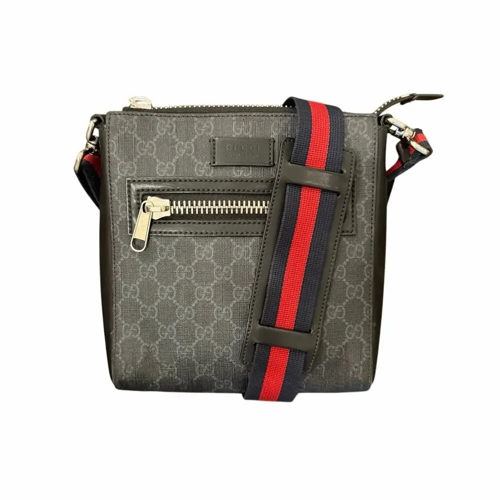 Gucci GG Monogram Small Messenger bag